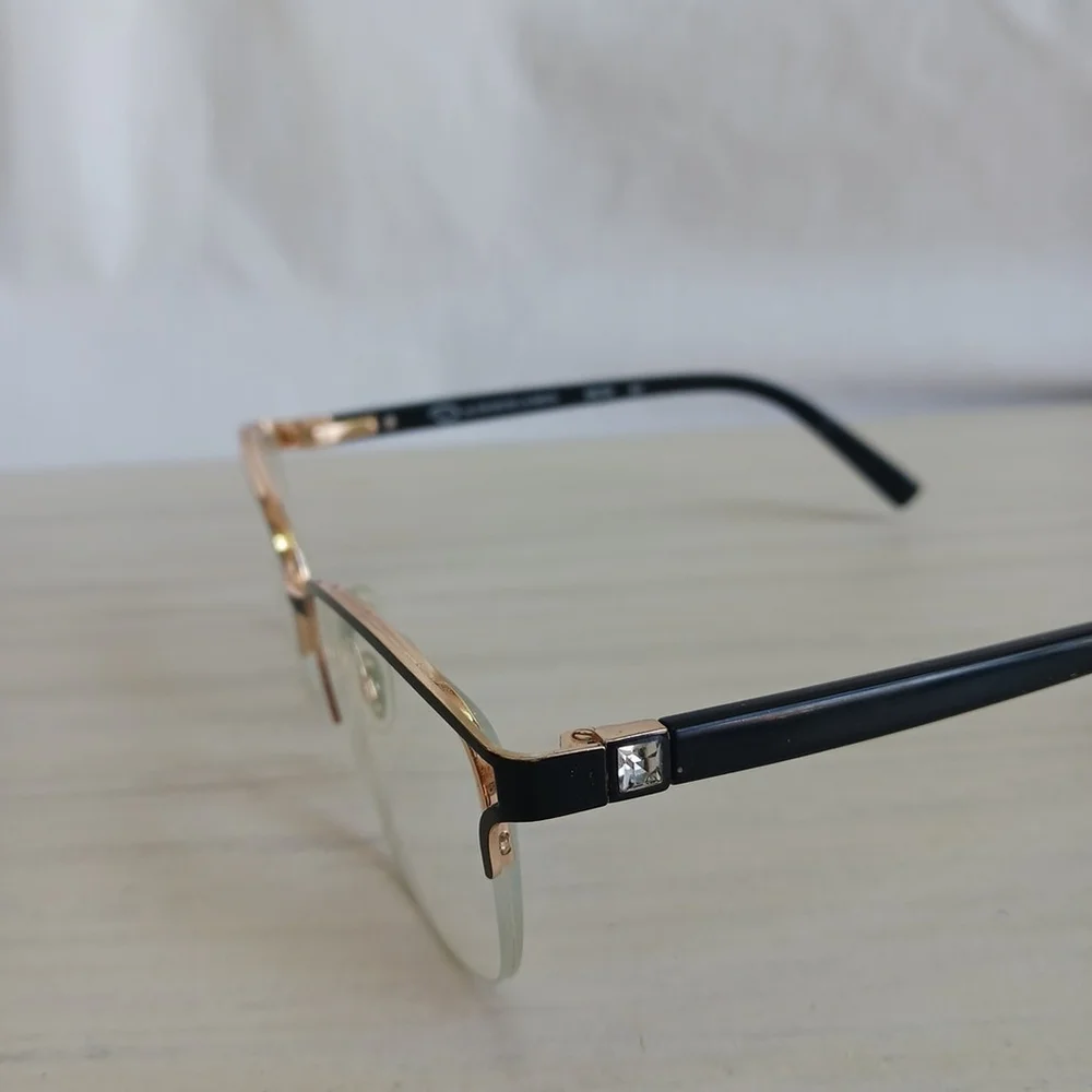 Oscar De La Renta OSL 735 Cat Eye Eyeglass Frames